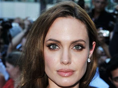 angelina jolie Search